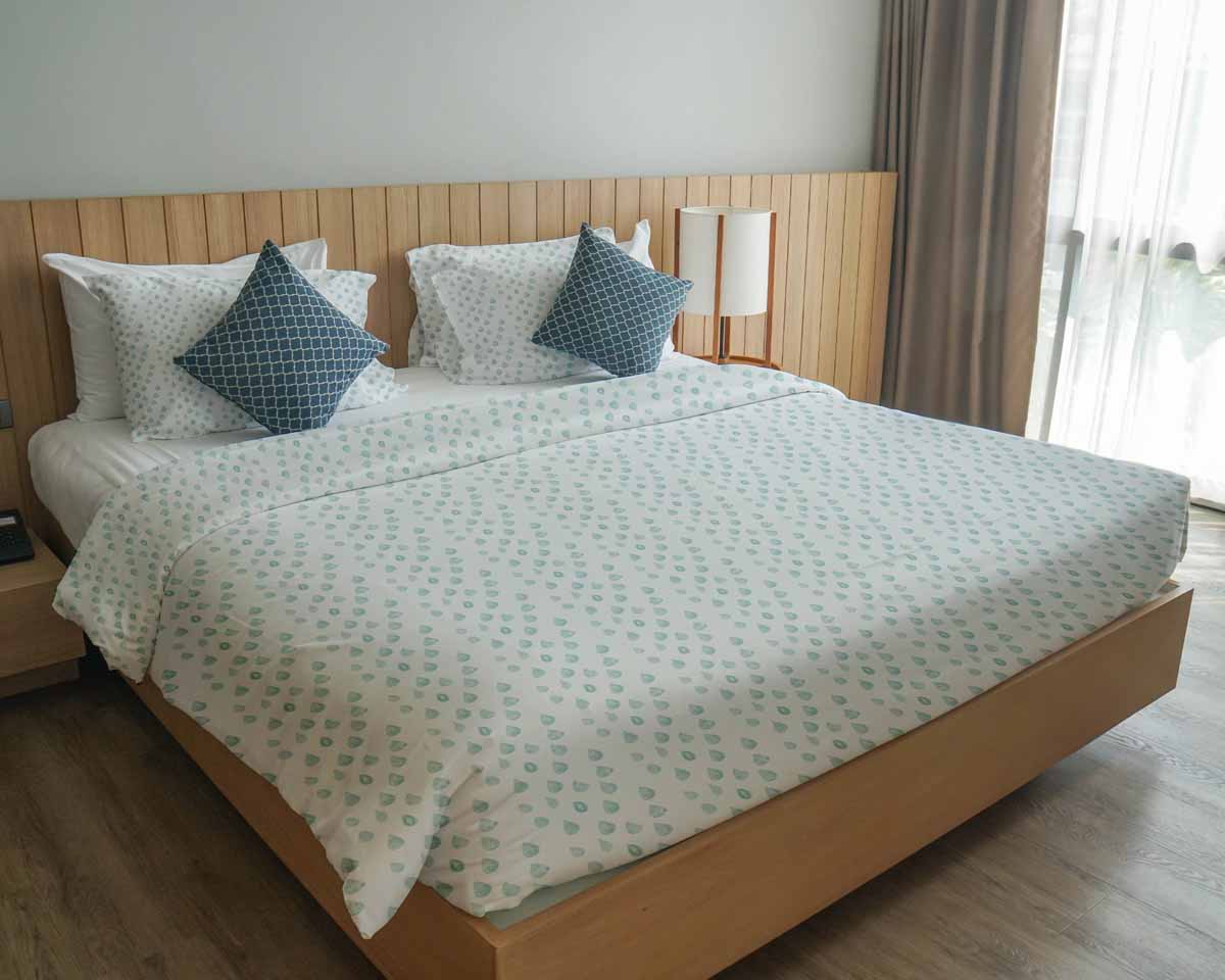 Original Therapiedecke - Baumwollbezug mit blauen Tropfen