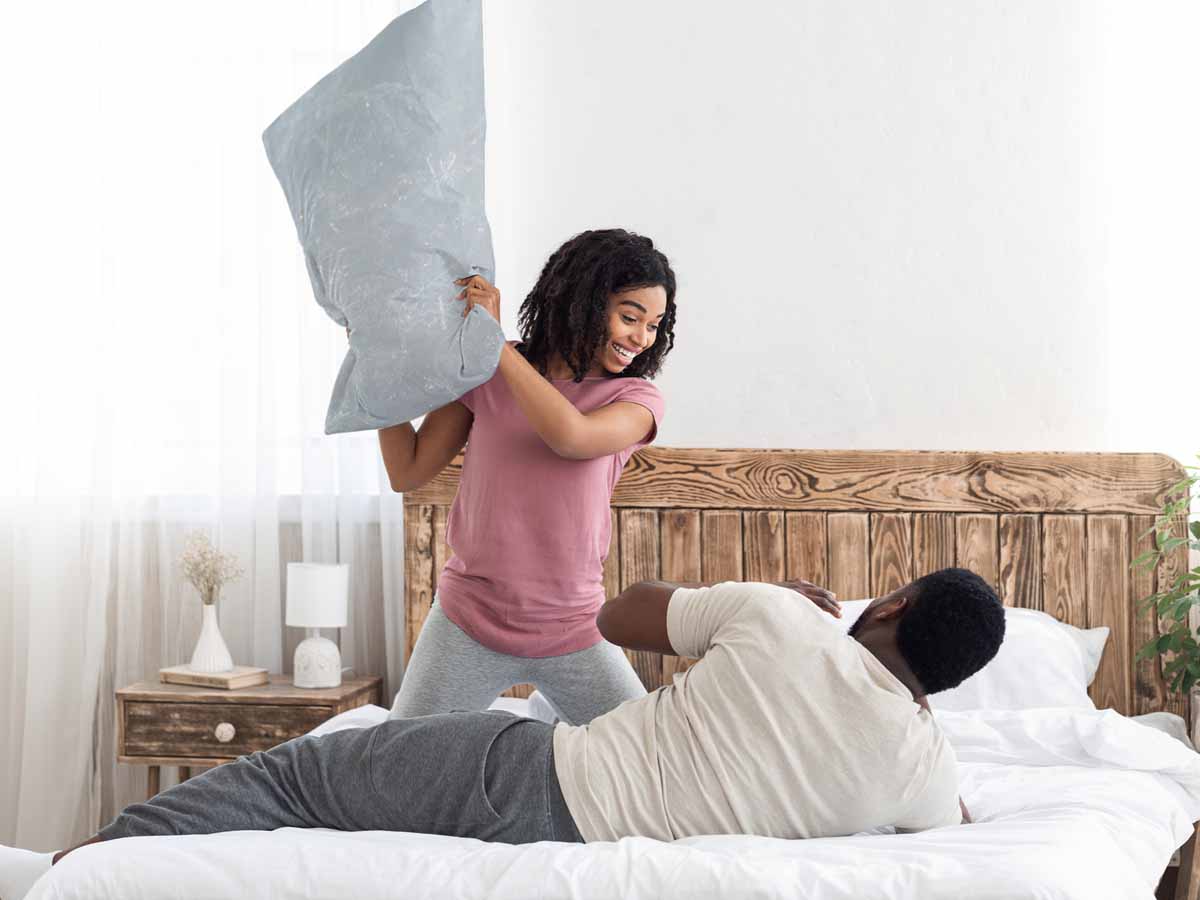 Gesundheitskissen Grau mit Schneeflocken