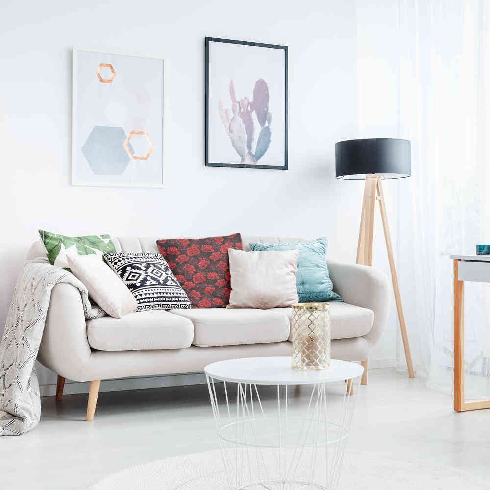 Gesundheitskissen Schwarz mit roten Rosen