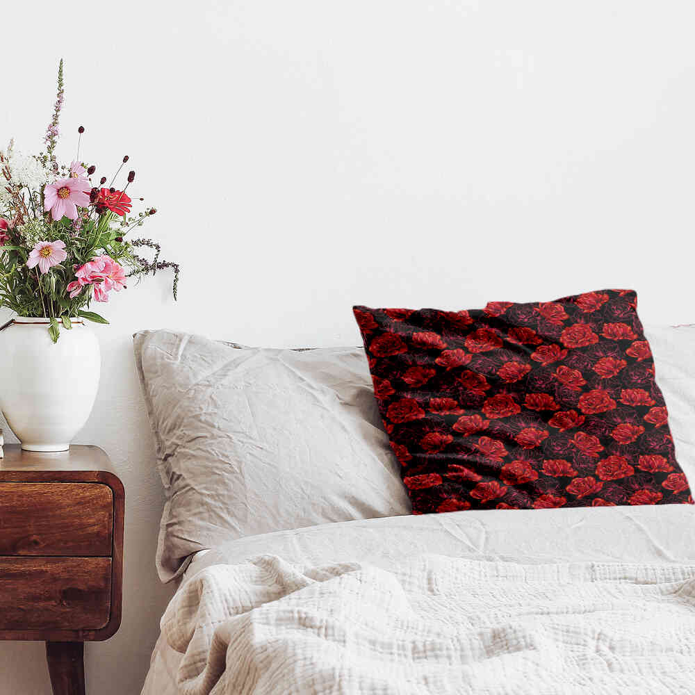 Gesundheitskissen Schwarz mit roten Rosen