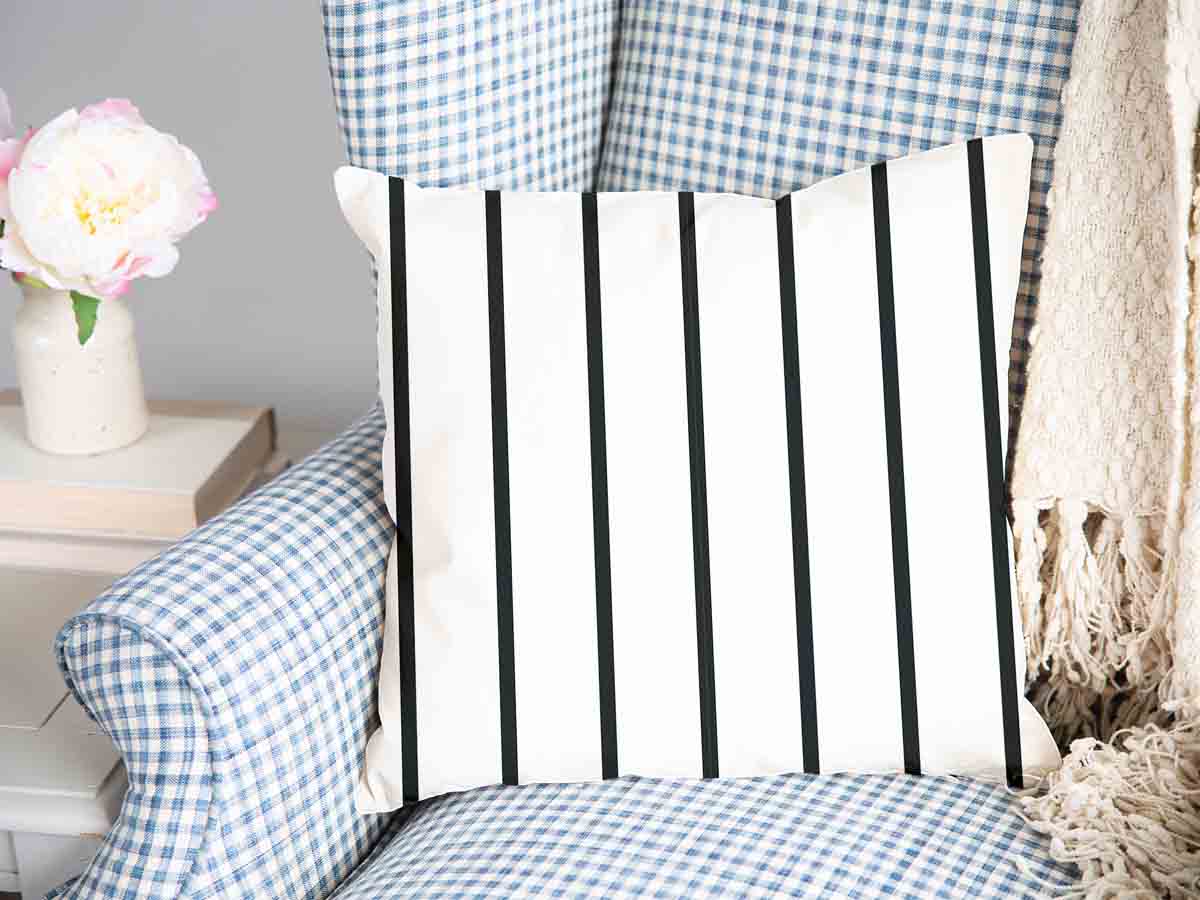 Gesundheitskissen Weiß mit schwarzen Streifen