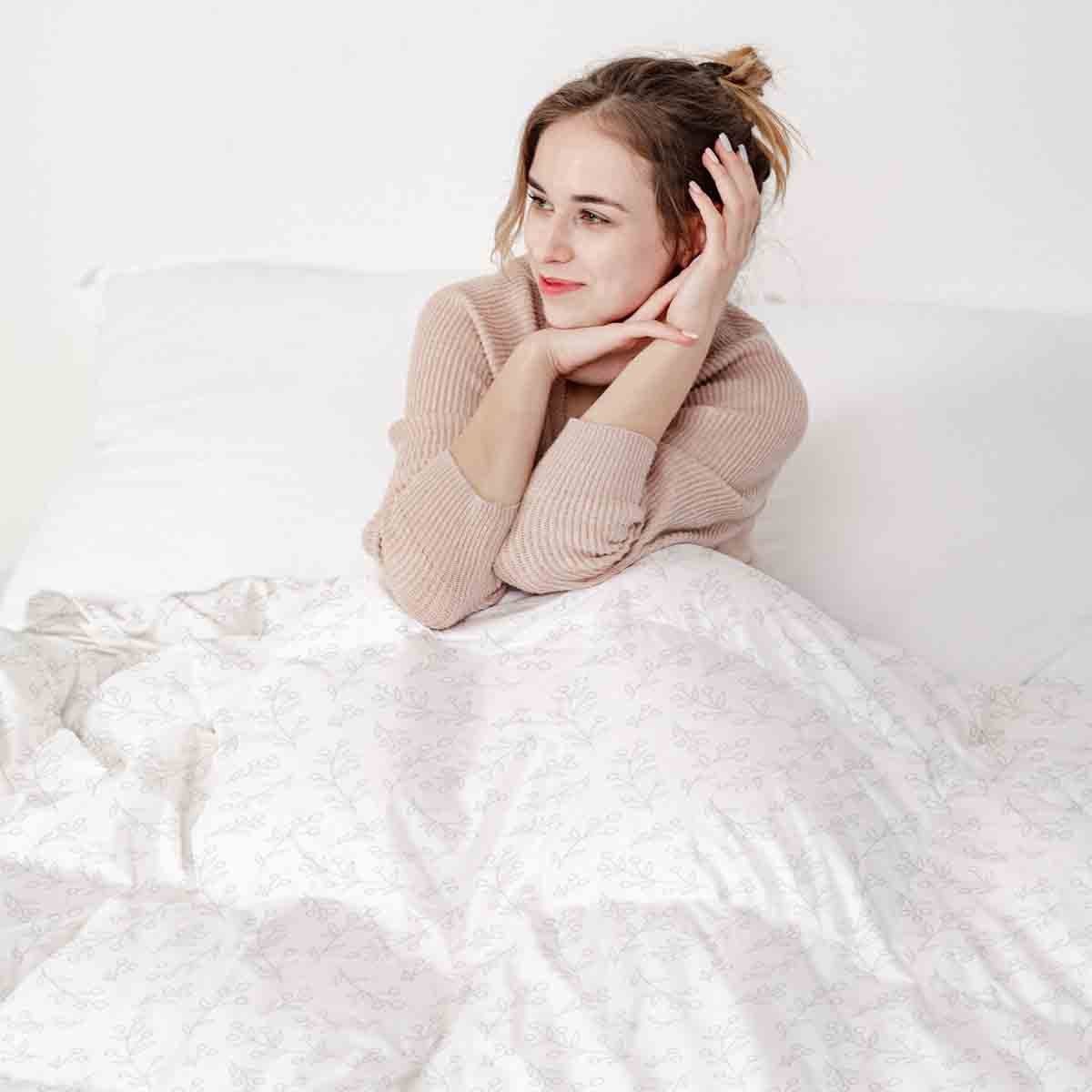 Original Therapiedecke - Baumwoll Bettwäsche Set Weiß mit zarten Zweigen