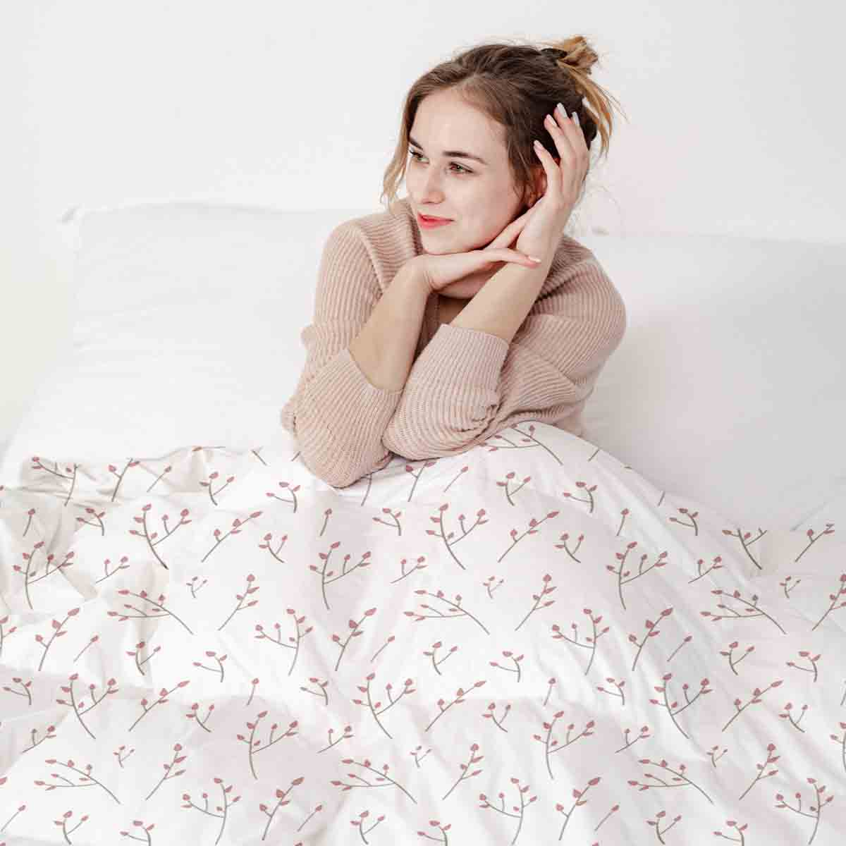 Original Therapiedecke - Baumwoll Bettwäsche Set Weiß mit zarten Rosen