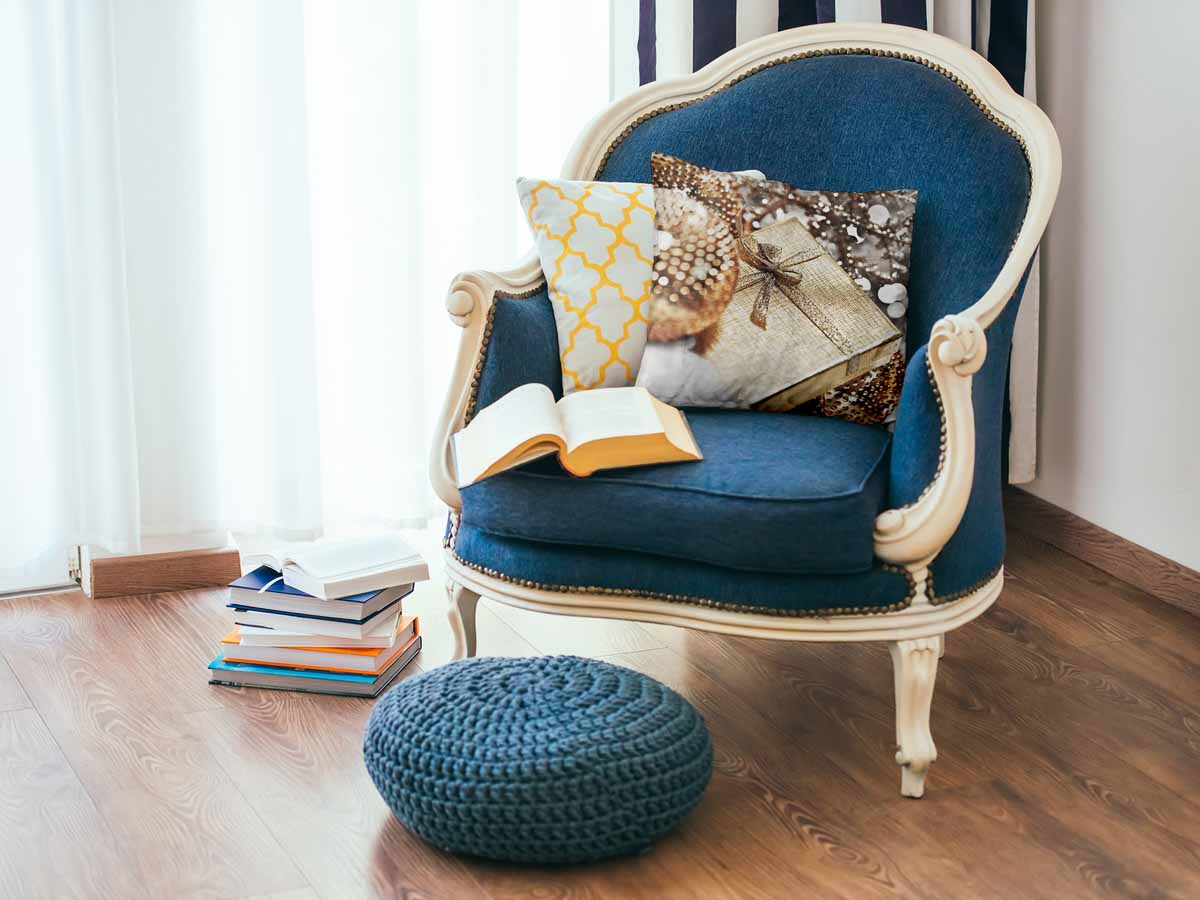 Gesundheitskissen mit goldenem Geschenk