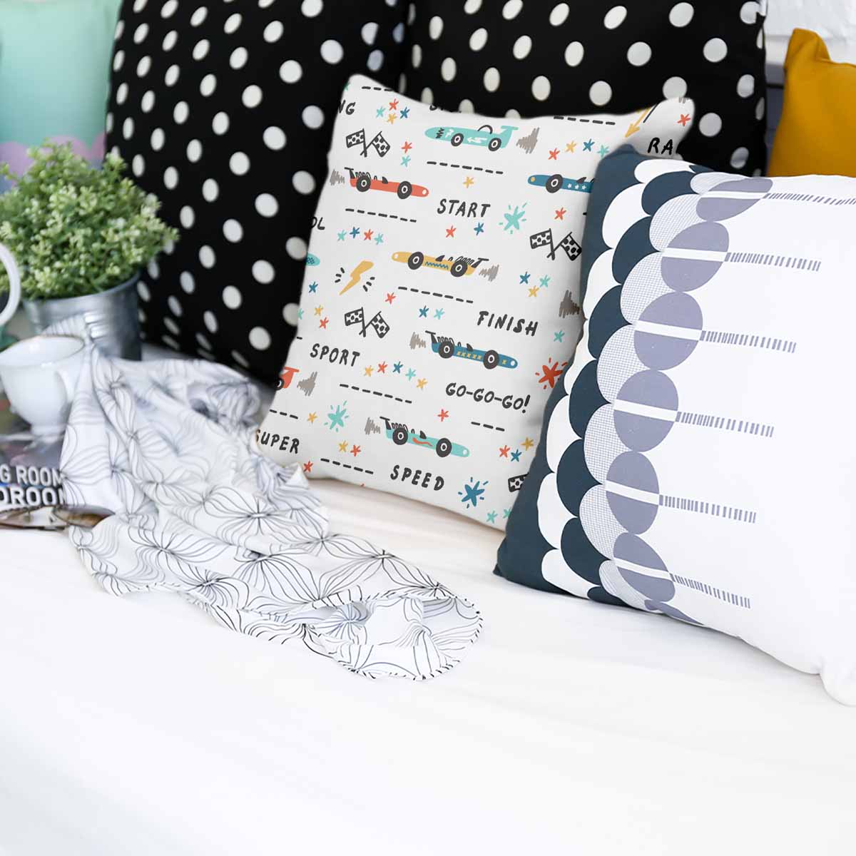 Gesundheitskissen Weiß mit Rennautos