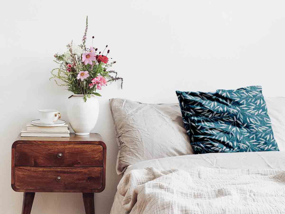 Gesundheitskissen mit blauen Zweigen