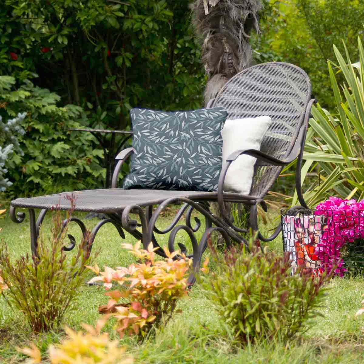 Gesundheitskissen mit blauen Zweigen