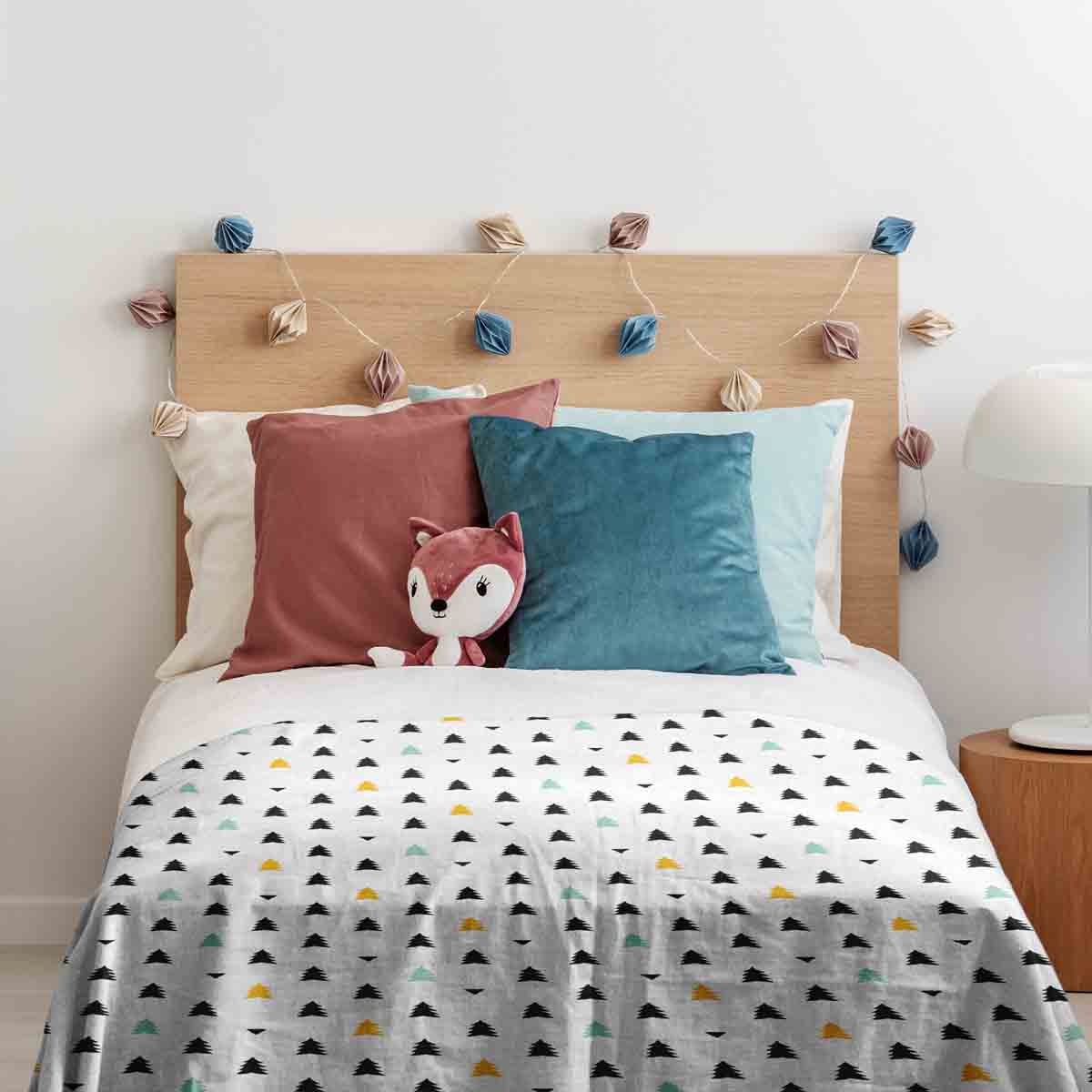 Original Therapiedecke - Baumwollbezug Weiß mit kleinen Tannenbäumen