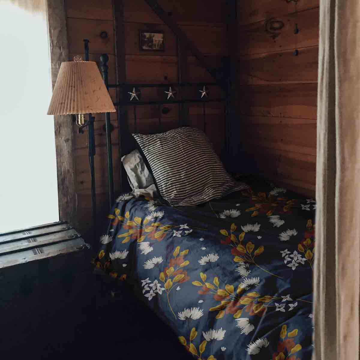 Original Therapiedecke - Baumwoll Bettwäsche Set Blau mit Blumenstrauß